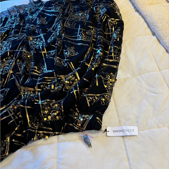 Making the Cut Black and Gold sequin Skirt One of Kind - Picture 4 of 10